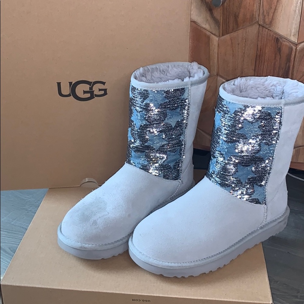 Silver Star Sequin UGG’S